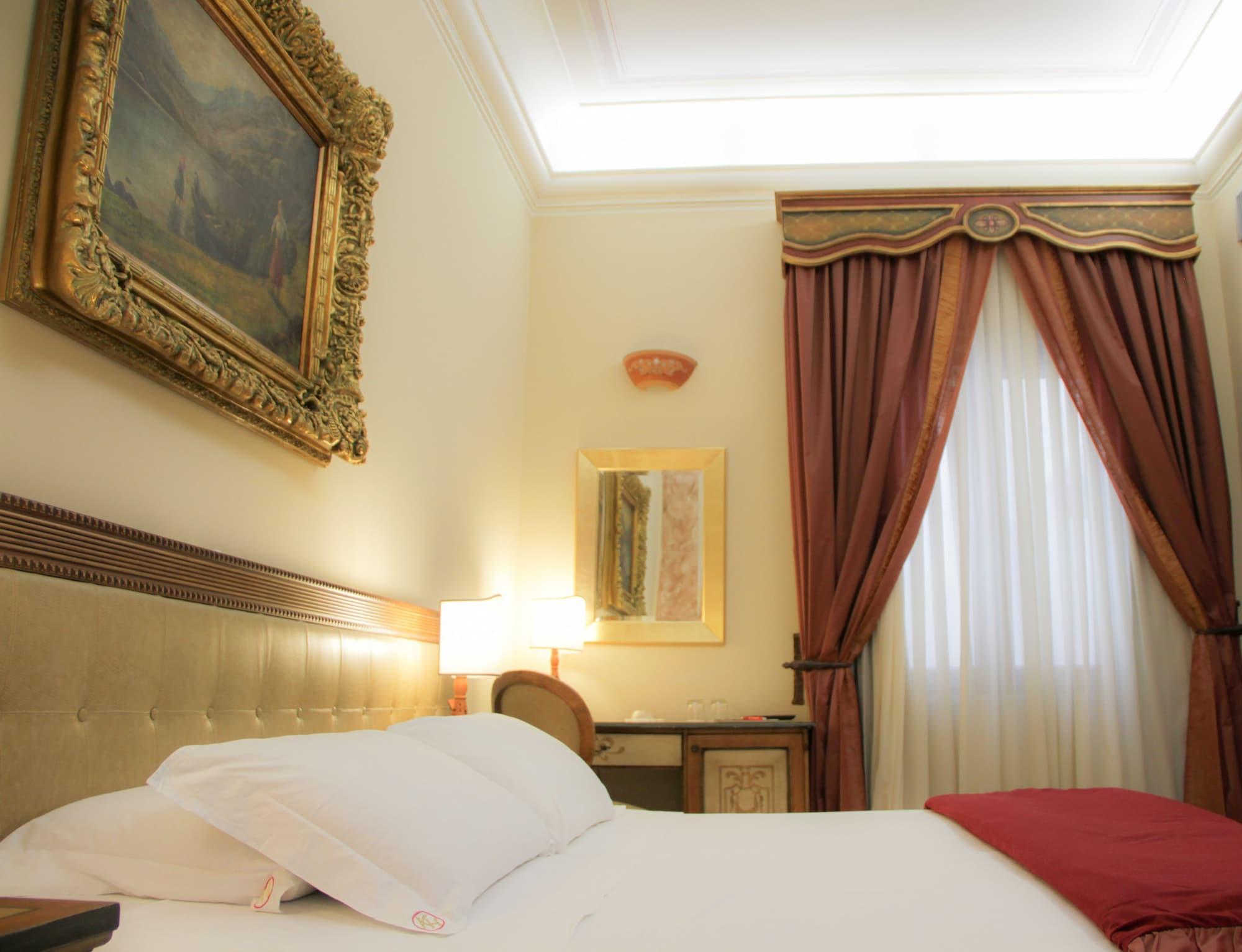 Kelina Charme Hotel By Cantine Due Palme Cellino San Marco Exterior foto